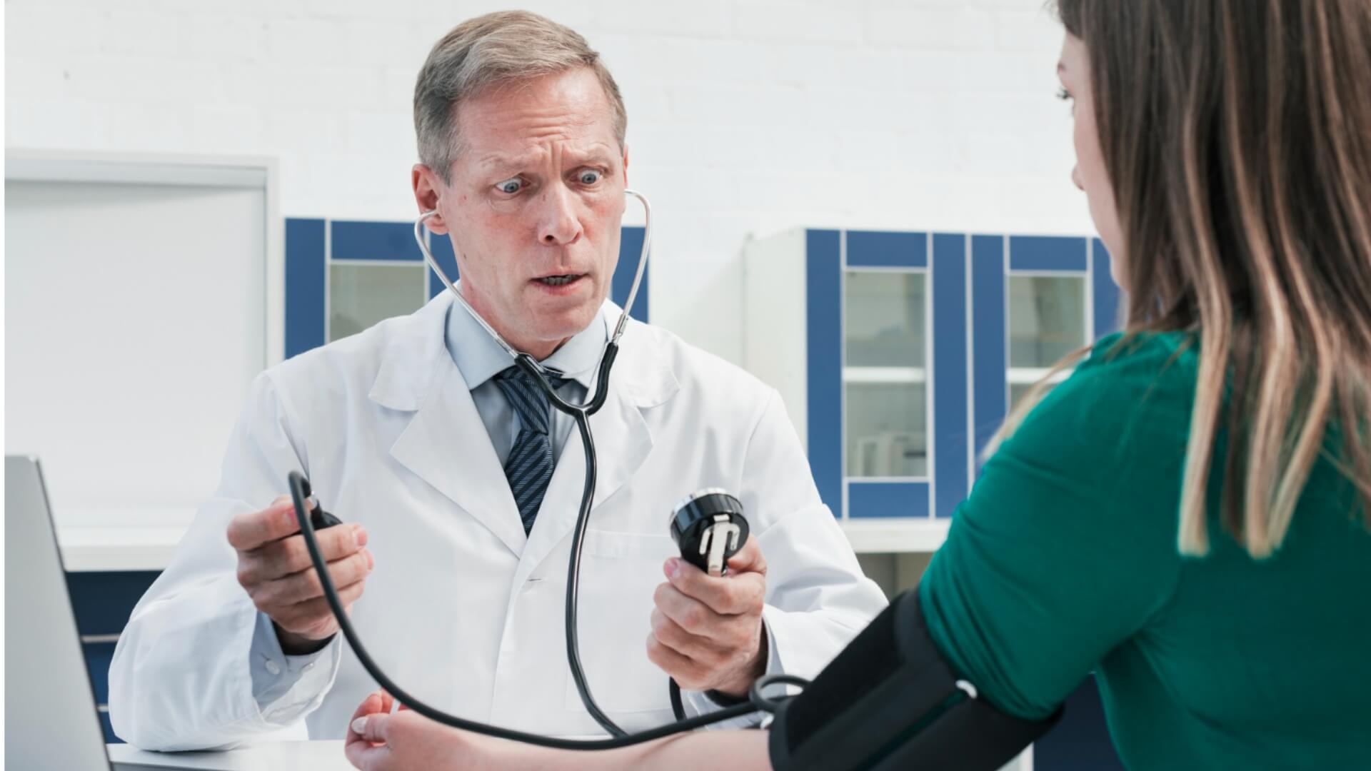 Shockable vs. Non-Shockable Rhythms What Every Responder Should Know | AED Brand Review