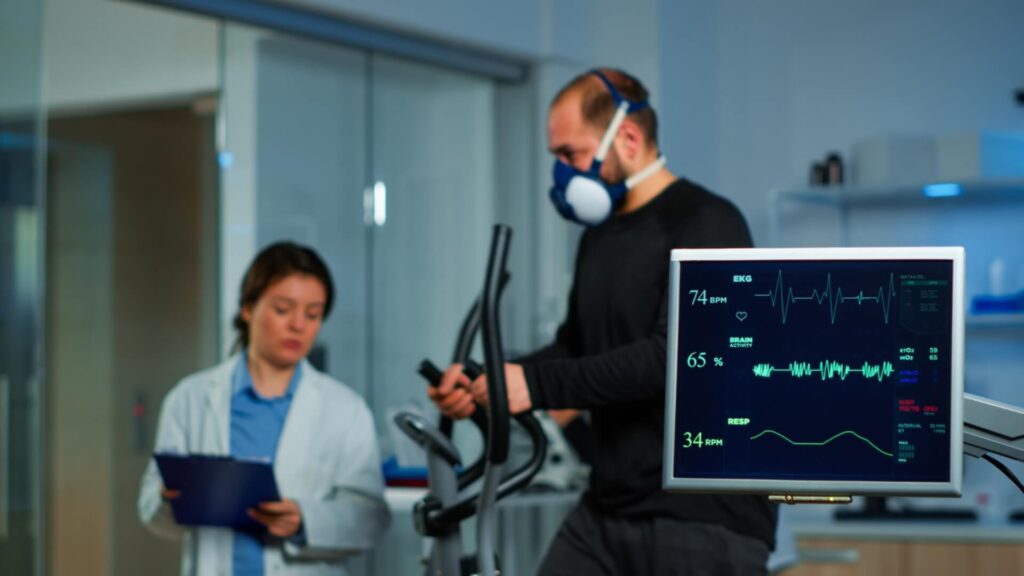 Monophasic vs Biphasic Defibrillator Differences, Effectiveness & Best Choice | AED Brand Review