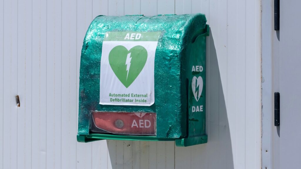 Defibrillator Voltage How It Works in Life-Saving Resuscitation | AED Brand Review
